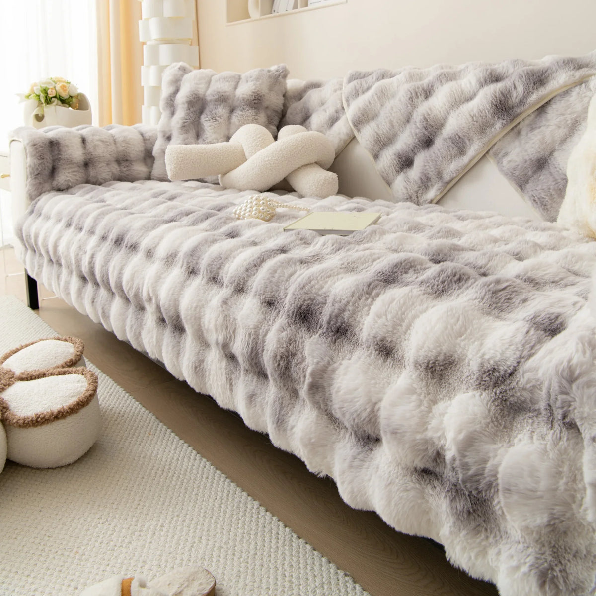 Thicken Imitation Rabbit Fur Plush Sofa Slipcover Non-slip Soft Sofa Towel Couch Cushion Cover for Living Room Modern Home Decor