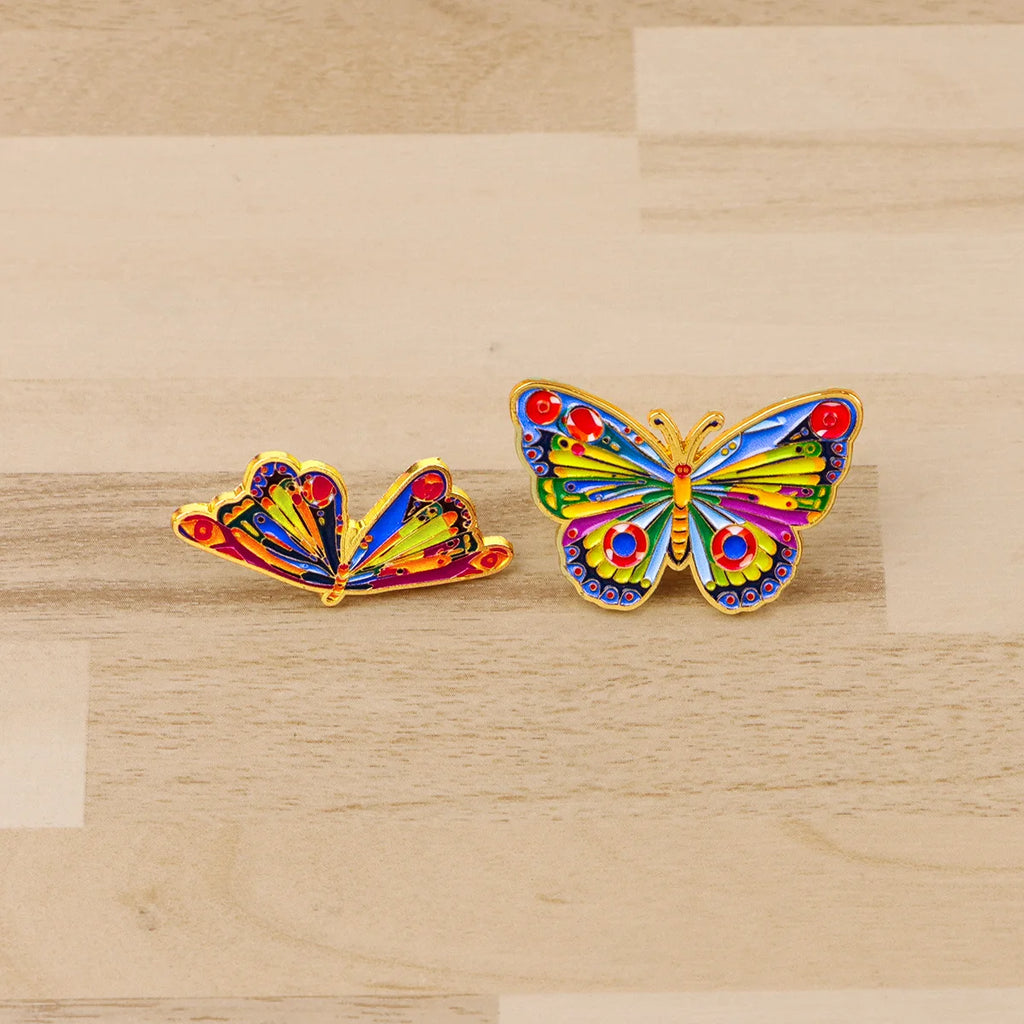 Colorful Caterpillar Butterfly Enamel Pins Animals Brooch Lapel Pin Badge on Backpack Clothing Accessories Fashion Jewelry Gifts