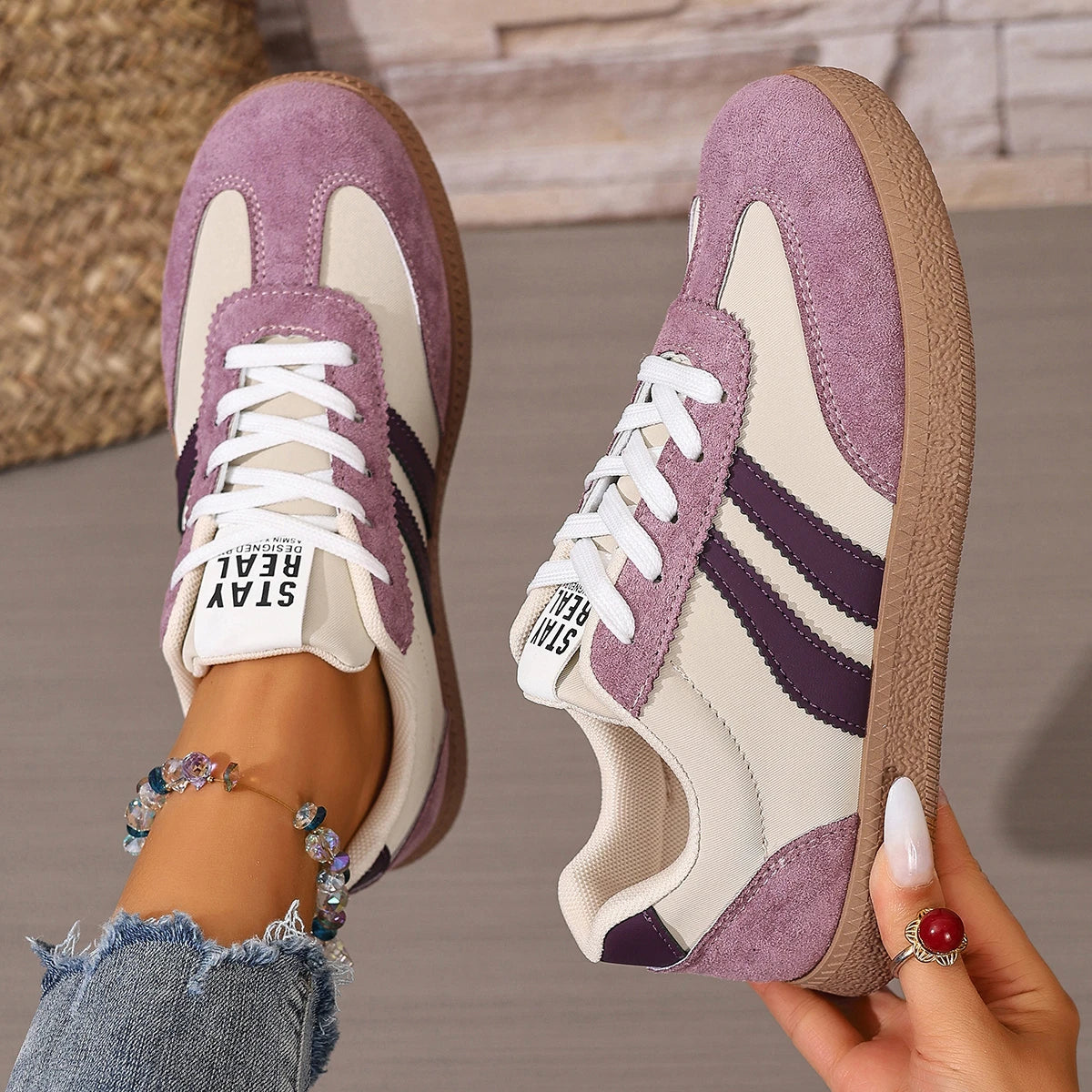 2026 New Designer Sneakers for Women Casual Patchwork Leather Sneakers Women Outdoor Casual Comfortable Ladies Shoe